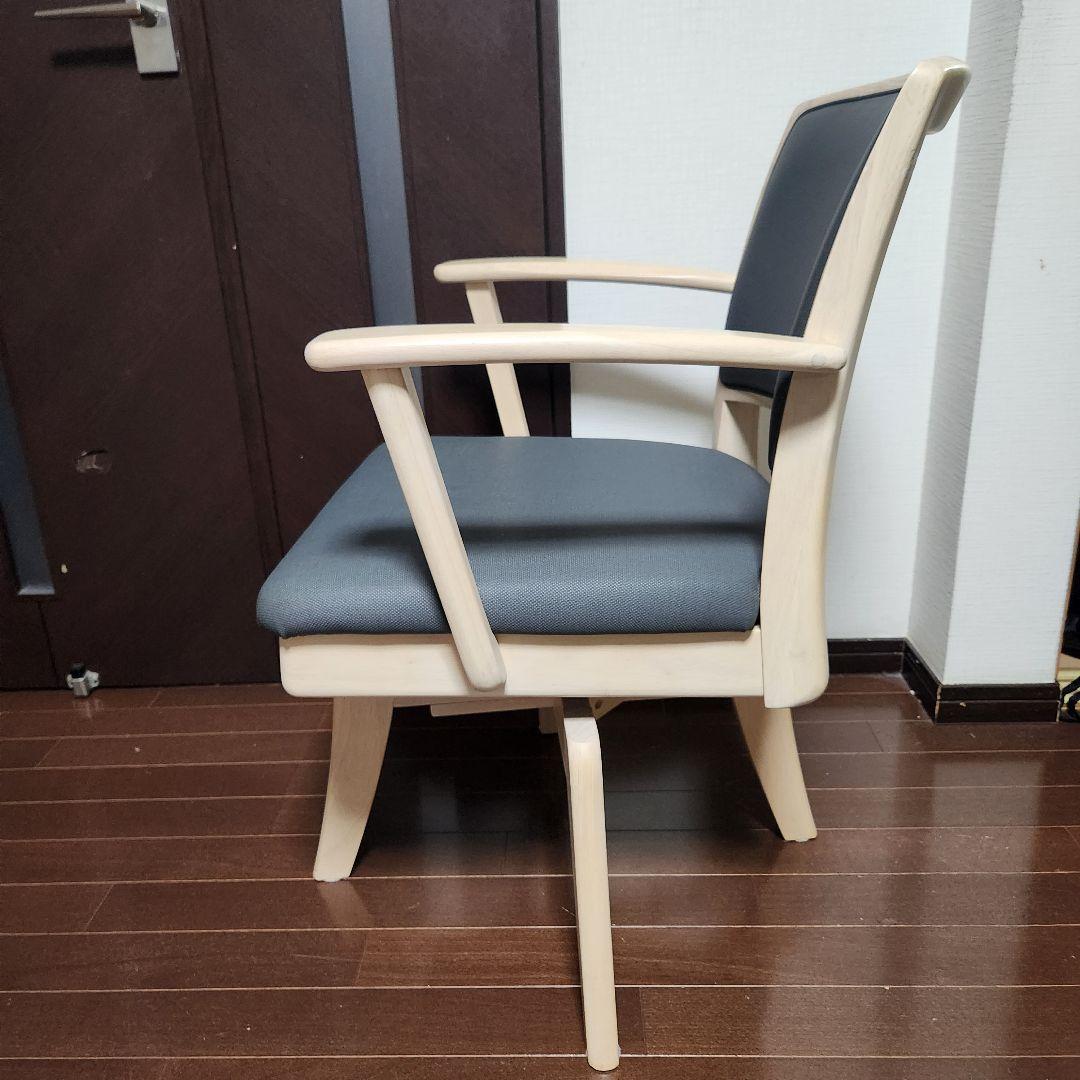 【新品2.7万】回転アームチェア CCM3 筑波産商