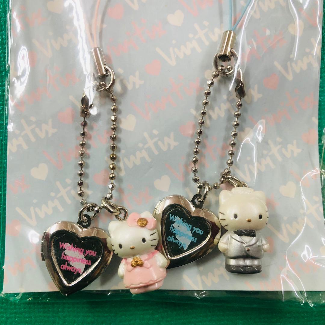 2001年製 激レア★ハローキティ ダニエル ストラップ vivitix ドレス