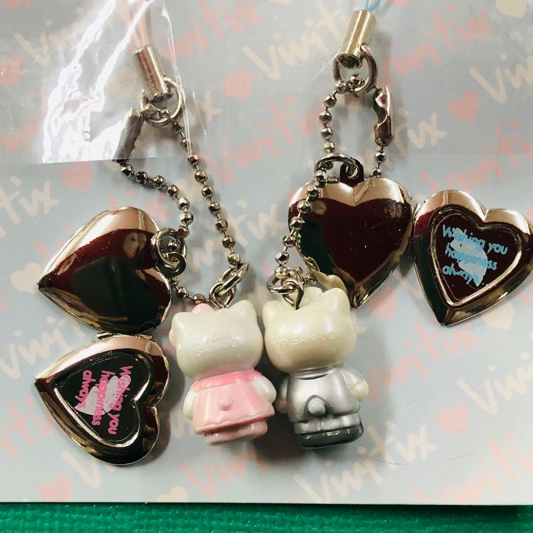 2001年製 激レア★ハローキティ ダニエル ストラップ vivitix ドレス