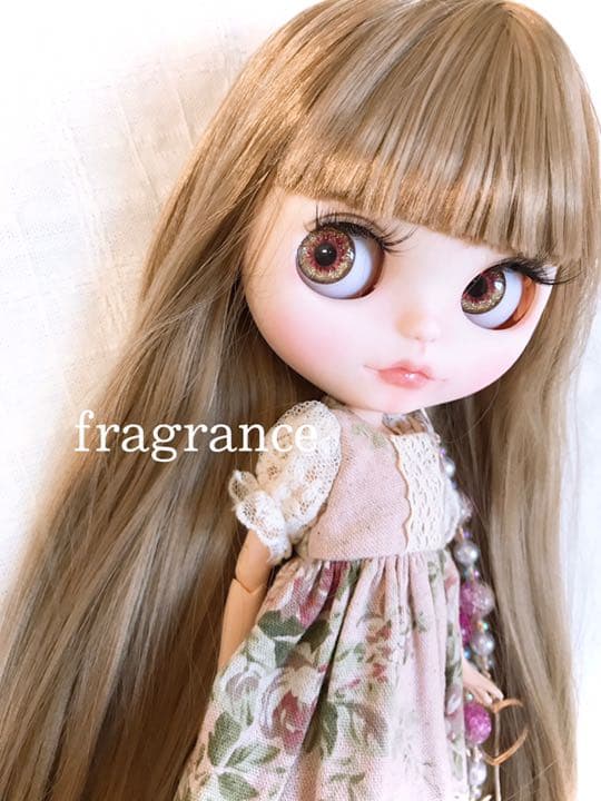 ♡カスタムアイシードール♡  icydoll  白肌　海外ドール