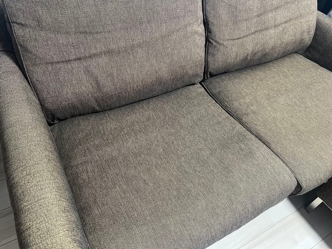 eilersenアイラーセン 2人掛けソファ　オットマン付き