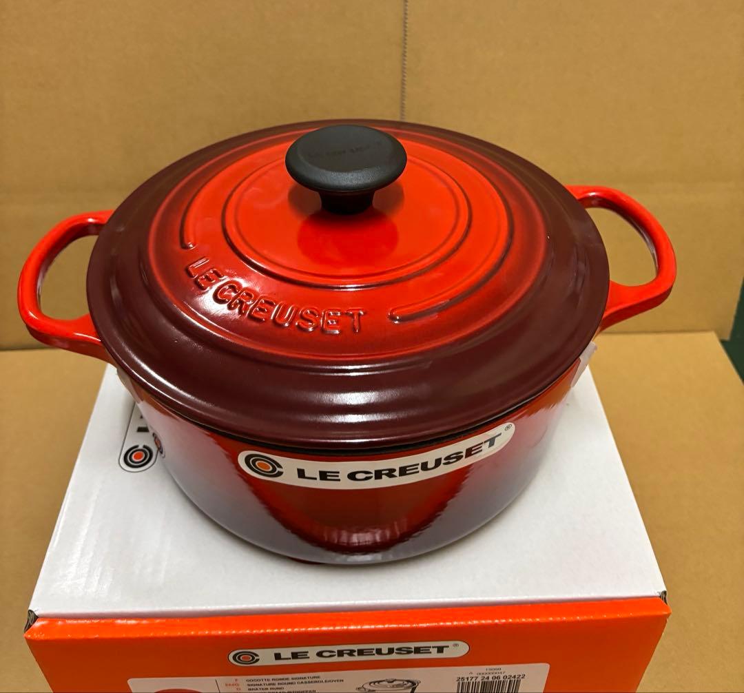 ルクルーゼ　シグニチャー ココット・ロンド 24cm チェリーレッド
