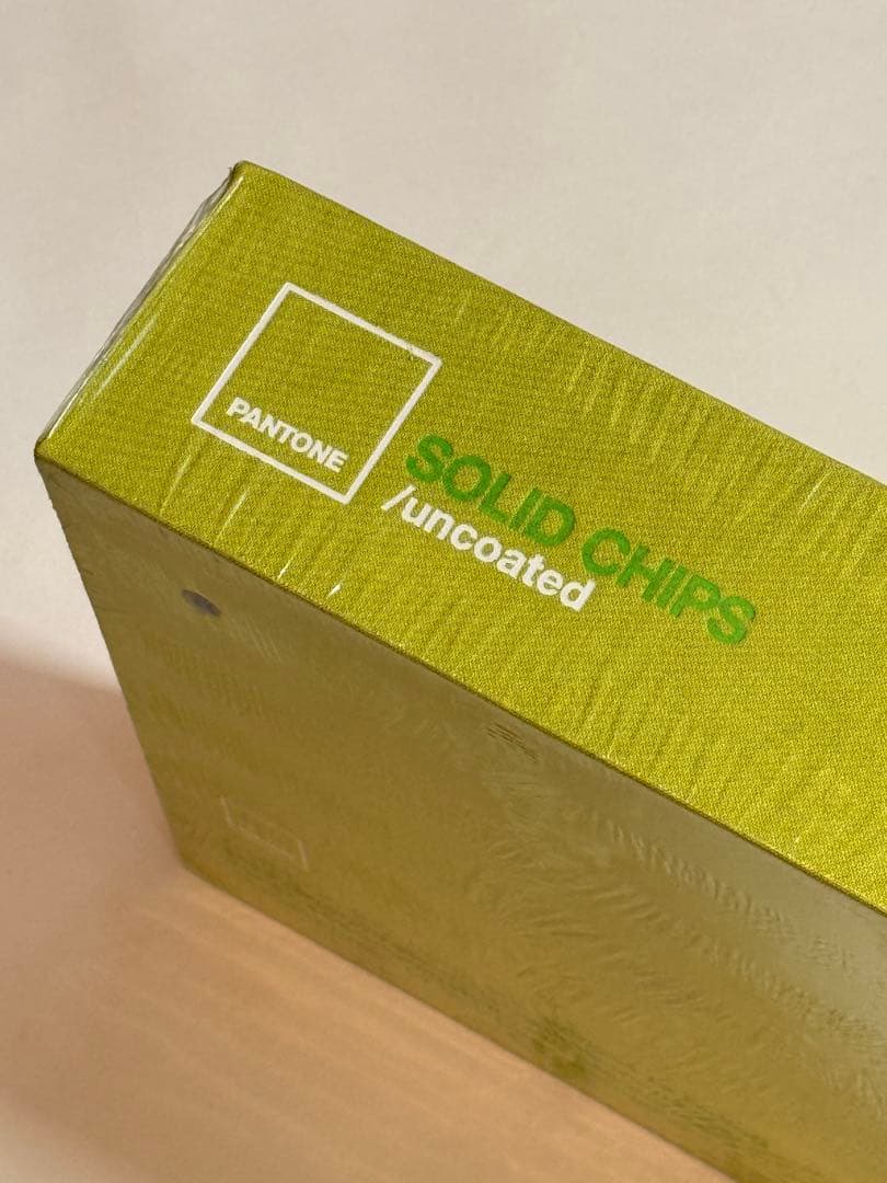 PANTONE SOLID CHIPS / uncoated パントーン 色見本