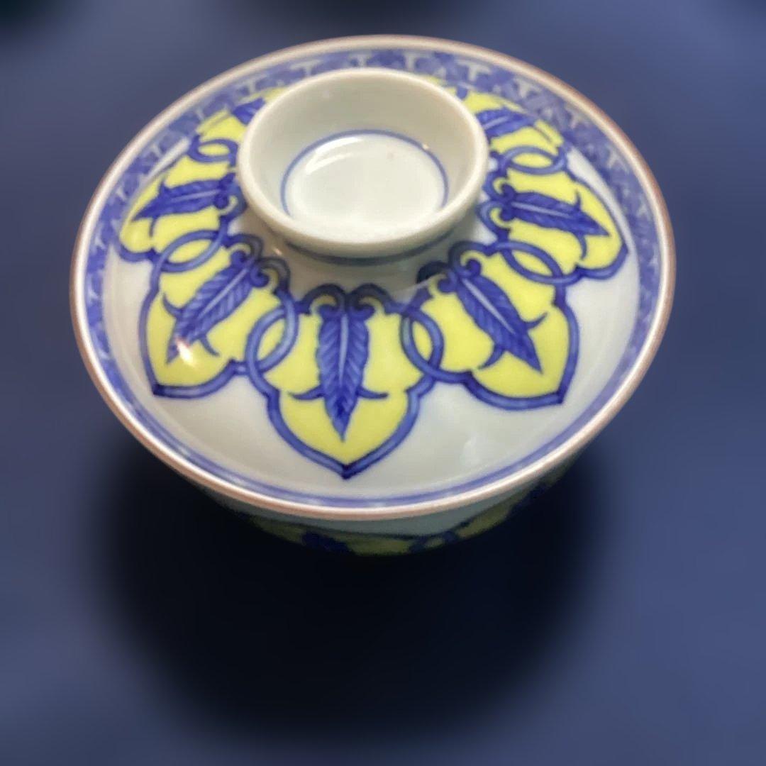 黄釉雁木文様蓋物10客