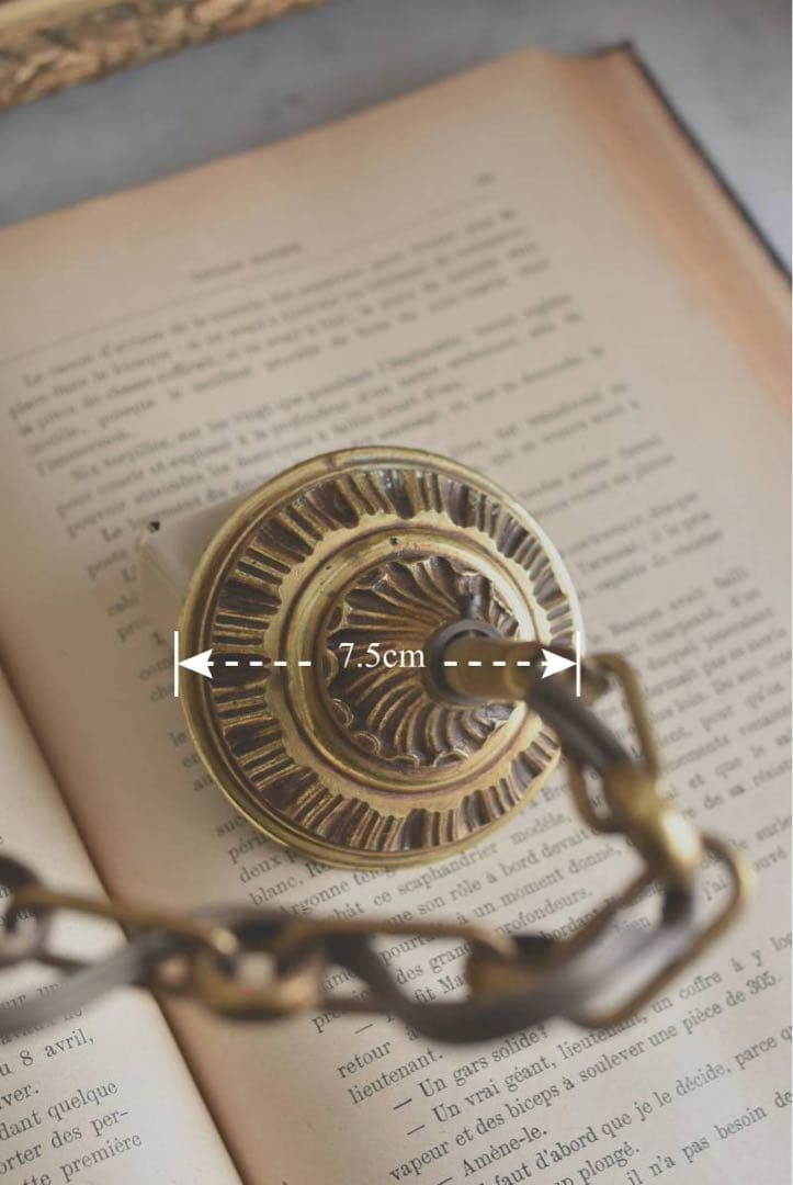 アンティーク　3灯シャンデリア