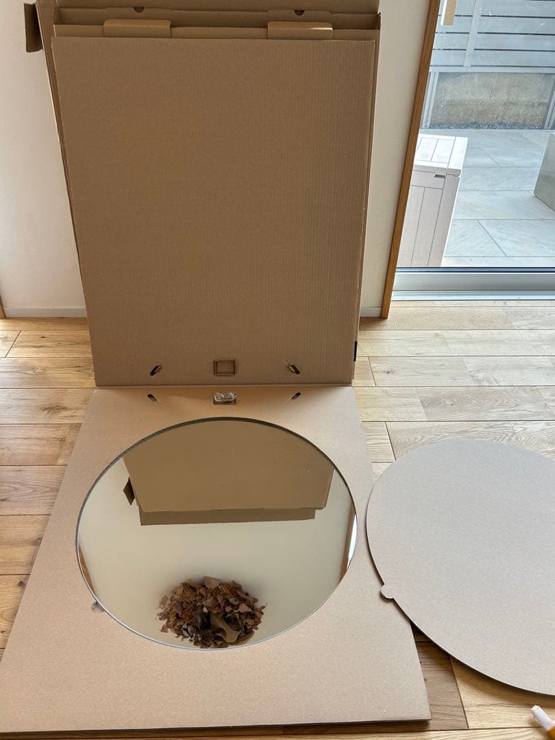 ムーベ　ウォールミラー　50センチ　ブラス　MOEBE