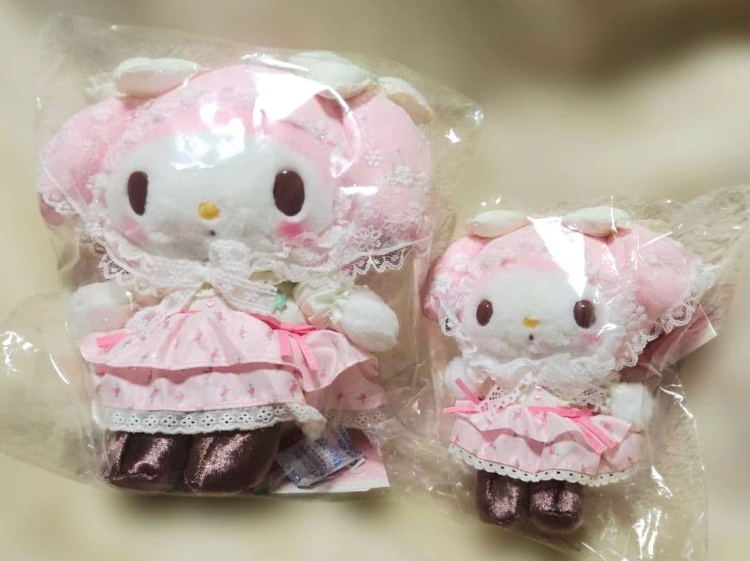 新品　マイメロディ　ぬいぐるみ　マスコットホルダー　２点　フォレストレース