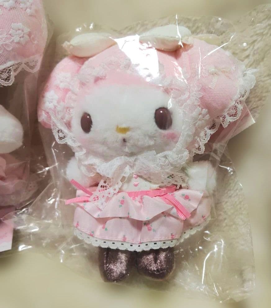 新品　マイメロディ　ぬいぐるみ　マスコットホルダー　２点　フォレストレース