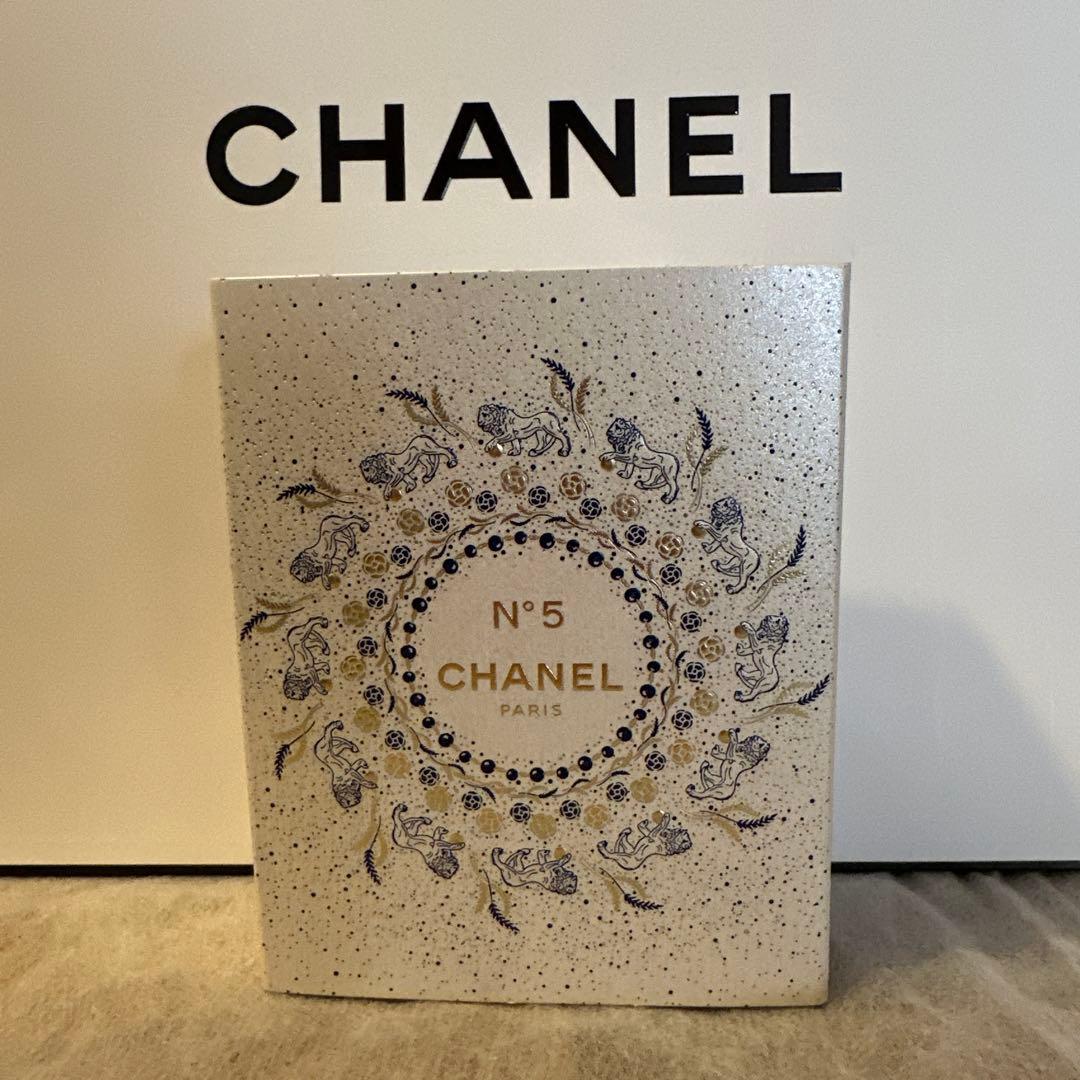 シャネル N°5 オードゥパルファムバーススプレイコメット＆チャーム付ギフト袋
