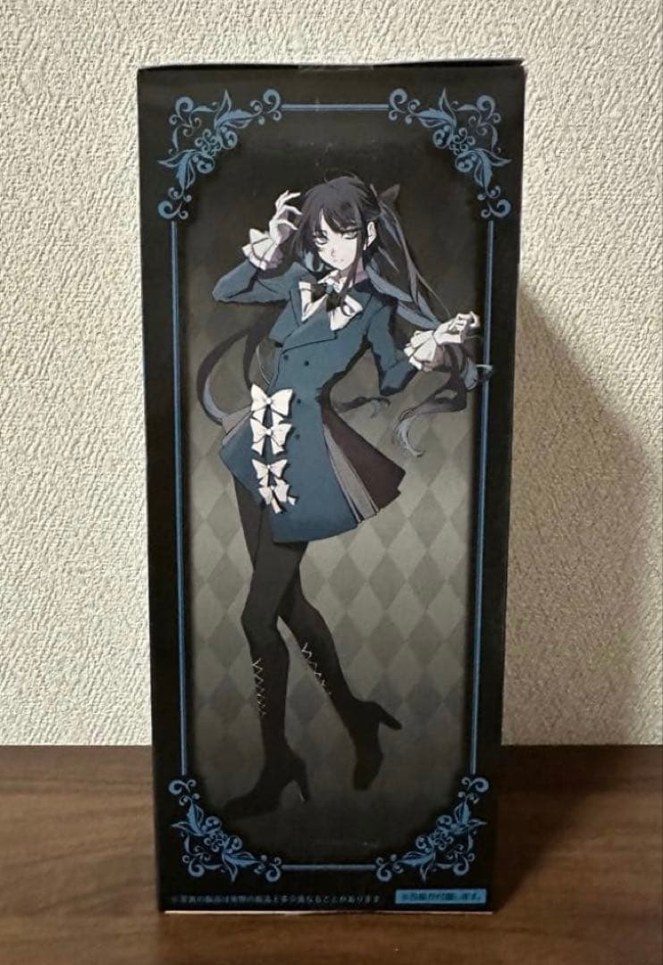 Ado フィギュア Winter ver. ラウンドワン限定 - メルカリ