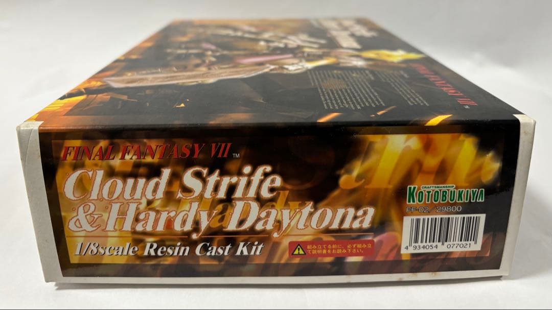 コトブキヤ FF7 クラウド＆ハーディデイトナ 1/8 ガレージキット 未