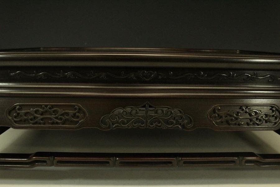 唐木 紫檀 刻装飾 四方 香炉台 重厚 64.5cm×42.5cm(LC394)