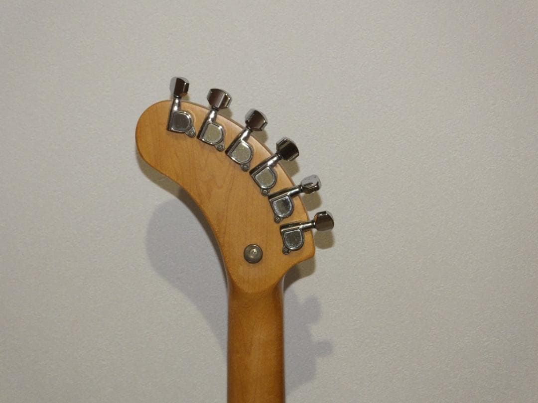 FERNANDES エレキギター ミントグリーン（ジャンク）