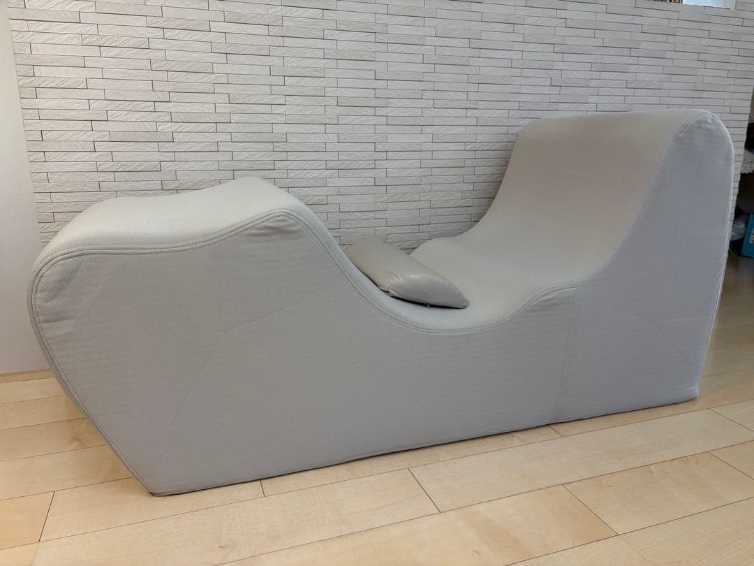 美品　ZINUS ゼログラビティチェア ソファ オートミール　人間工学