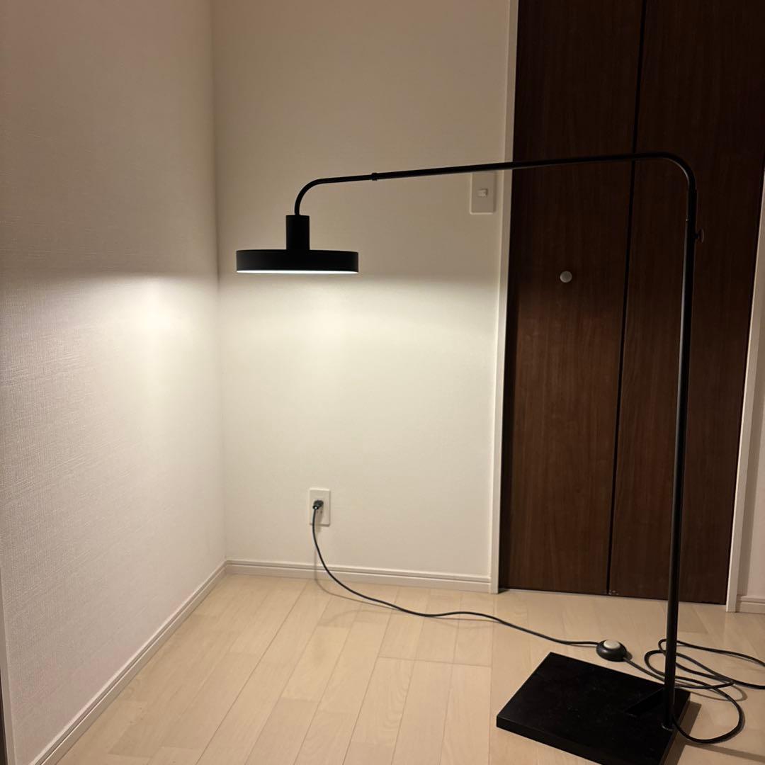 ブラック アーム式 アイアンフロアスタンドライト 照明