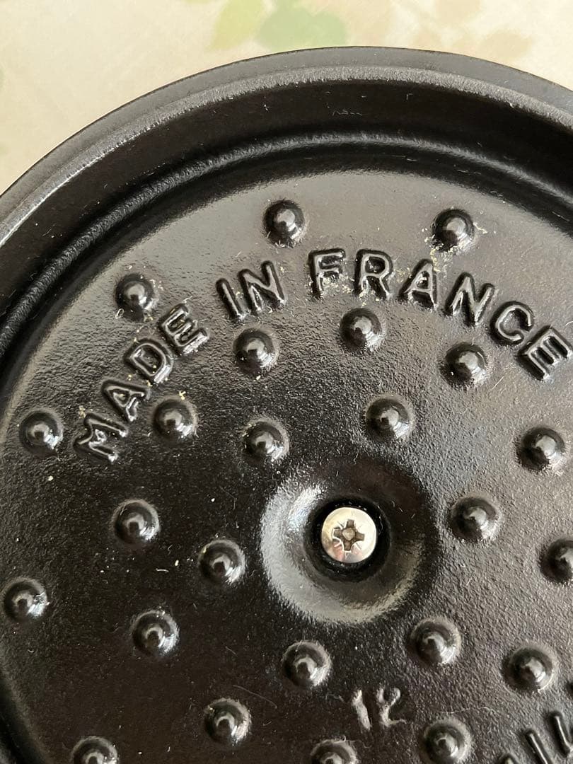 STAUB Cocotte ピコココット16cm グレー　新品未使用　傷あり