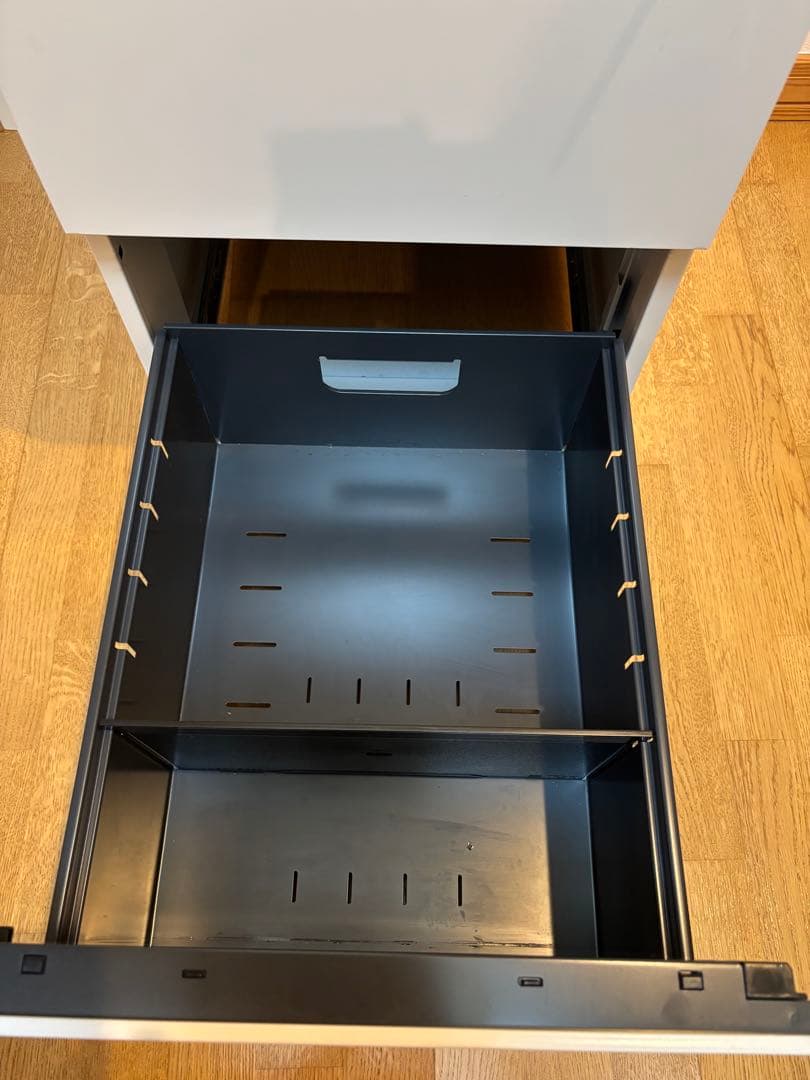 ホワイト 3段引き出しキャビネット 鍵付き