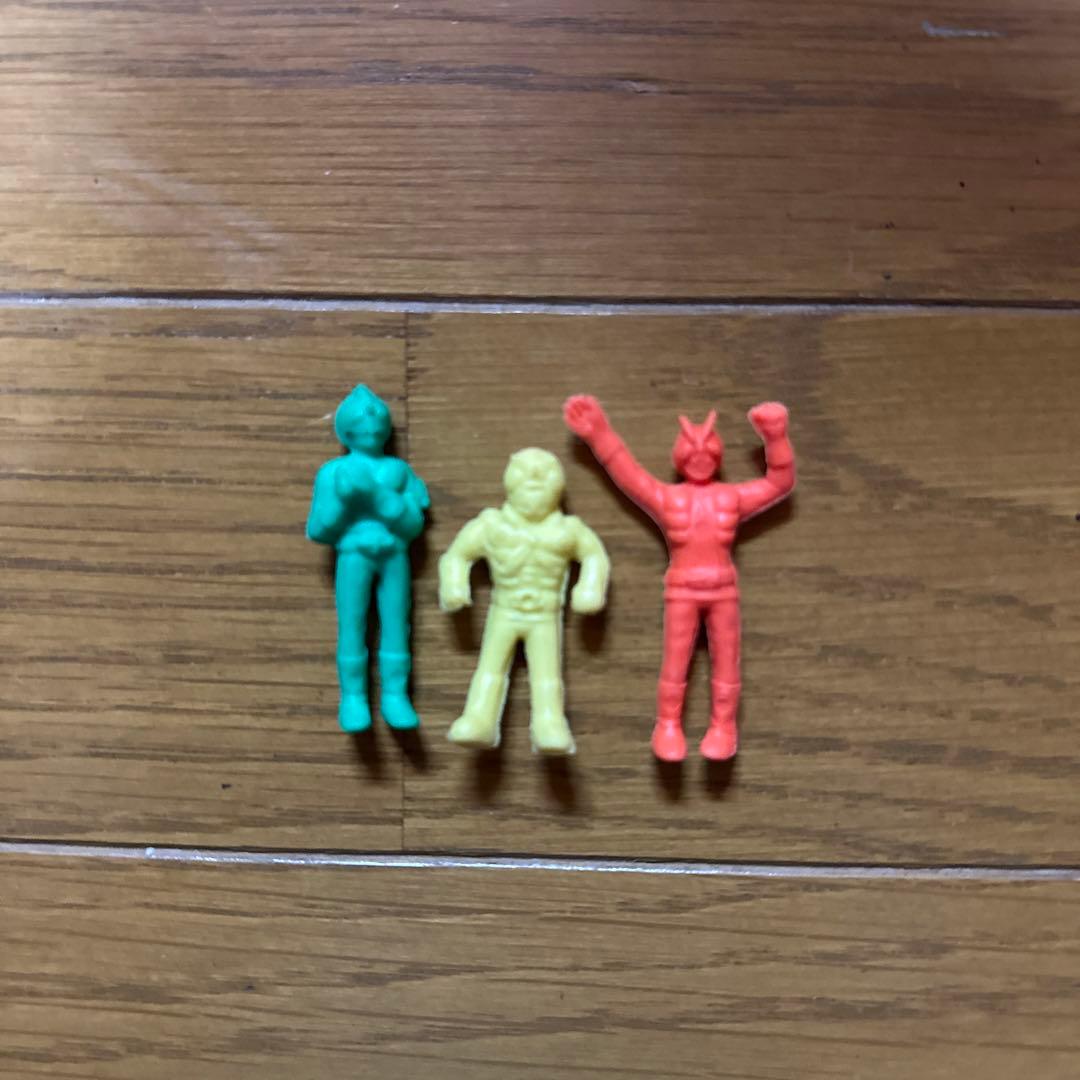 レトロ仮面ライダー消しゴムセット - メルカリ