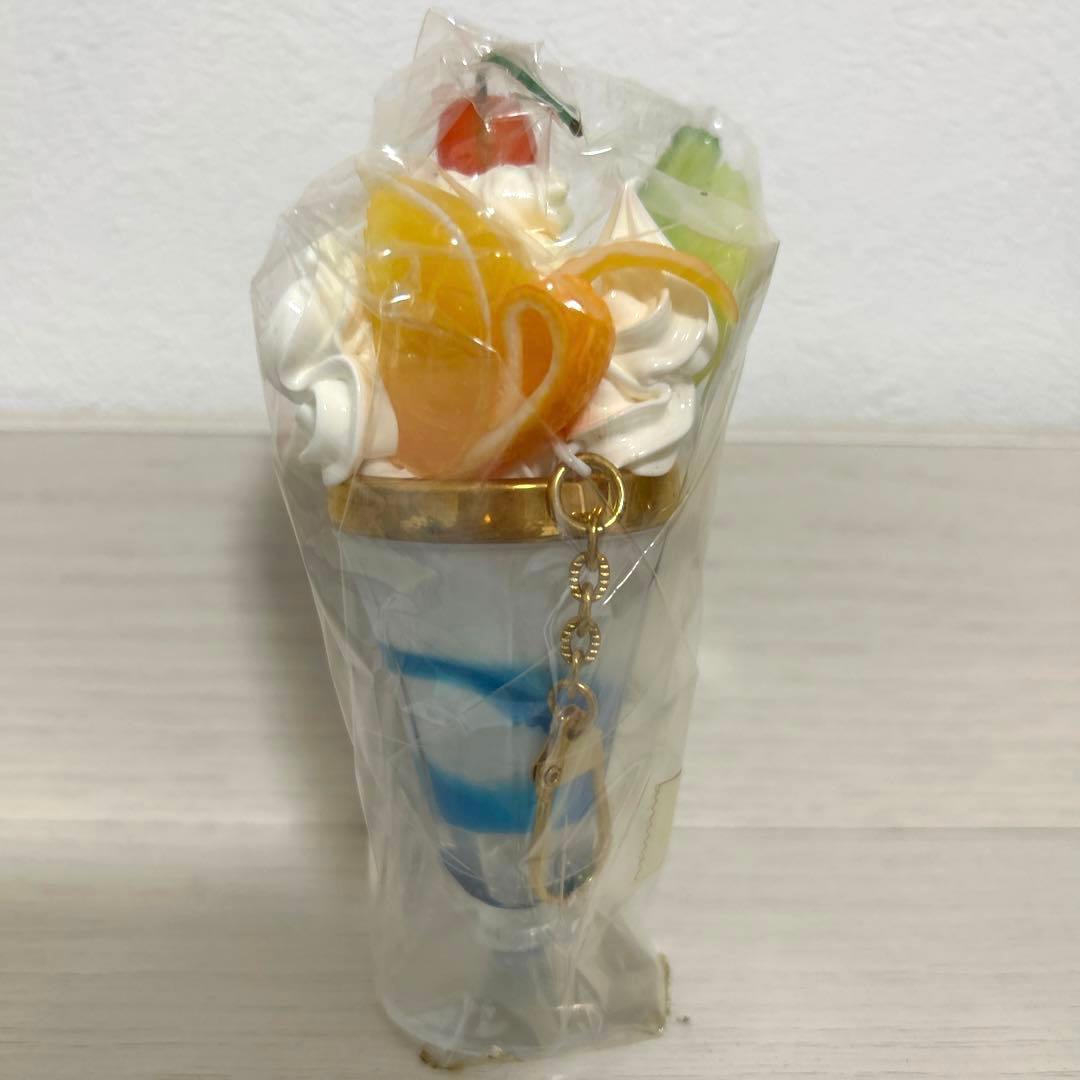 食品サンプル 合羽橋 まいづる チョコバナナパフェ ミニフルーツパフェ