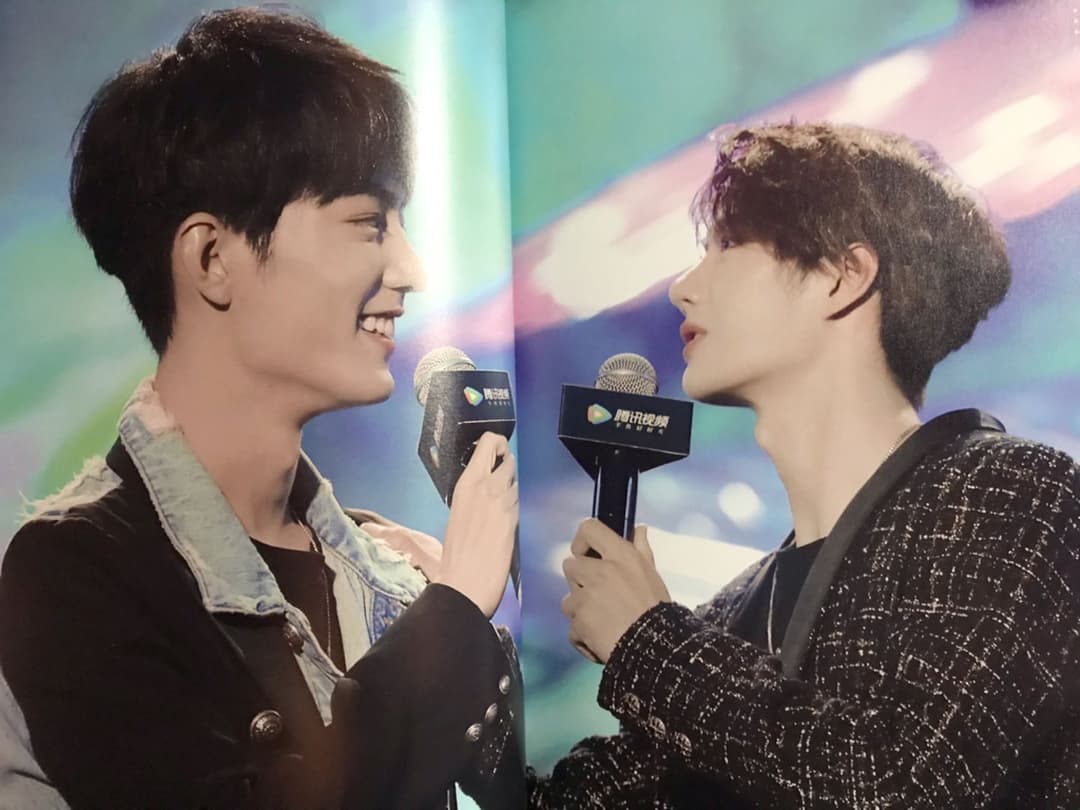 128激レア完売陳情令 主演 肖戦王一博bjyx博君一肖PB写真集 - メルカリ