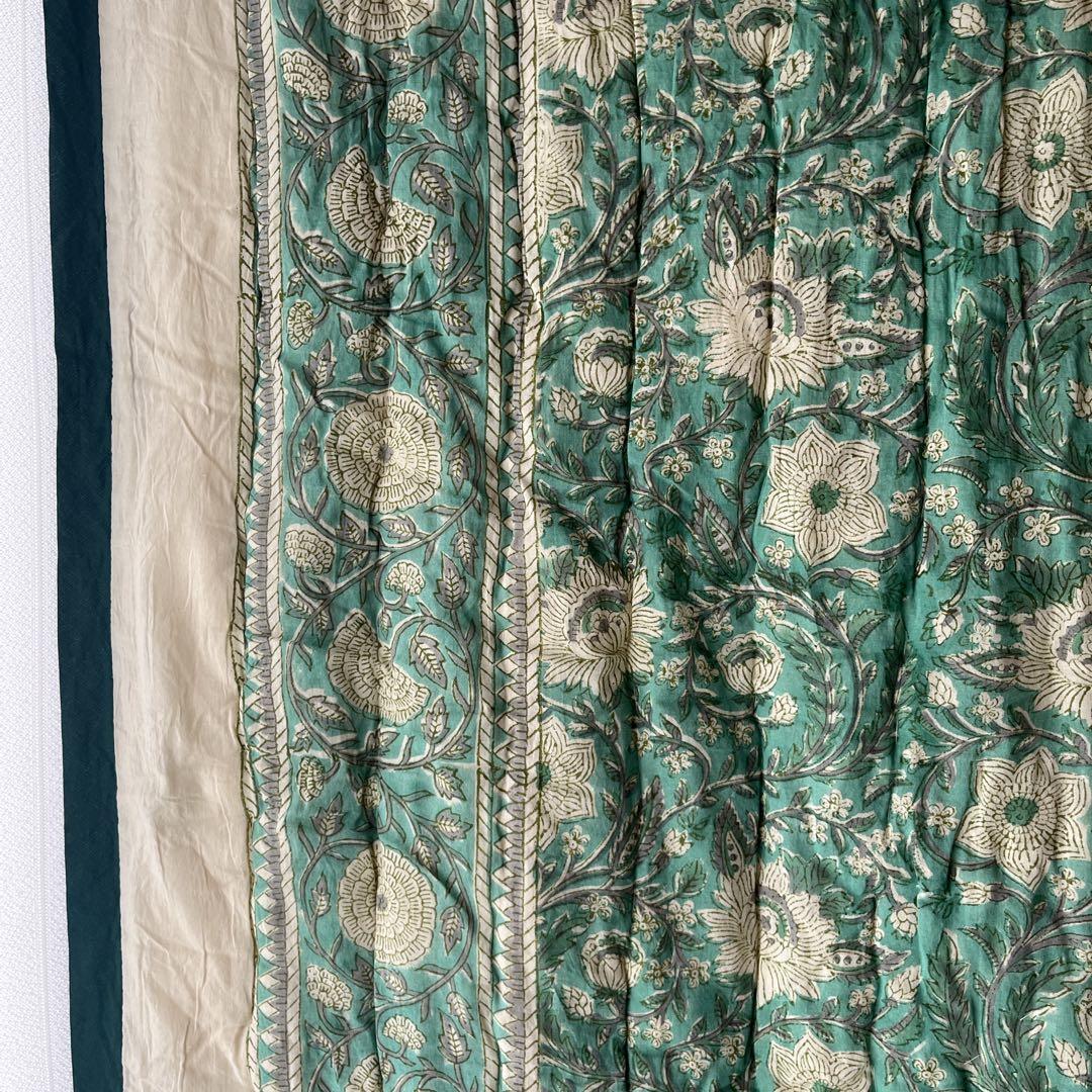 未使用※インド ブロックプリント 中綿入りキルト グリーンマルチカバーラグ