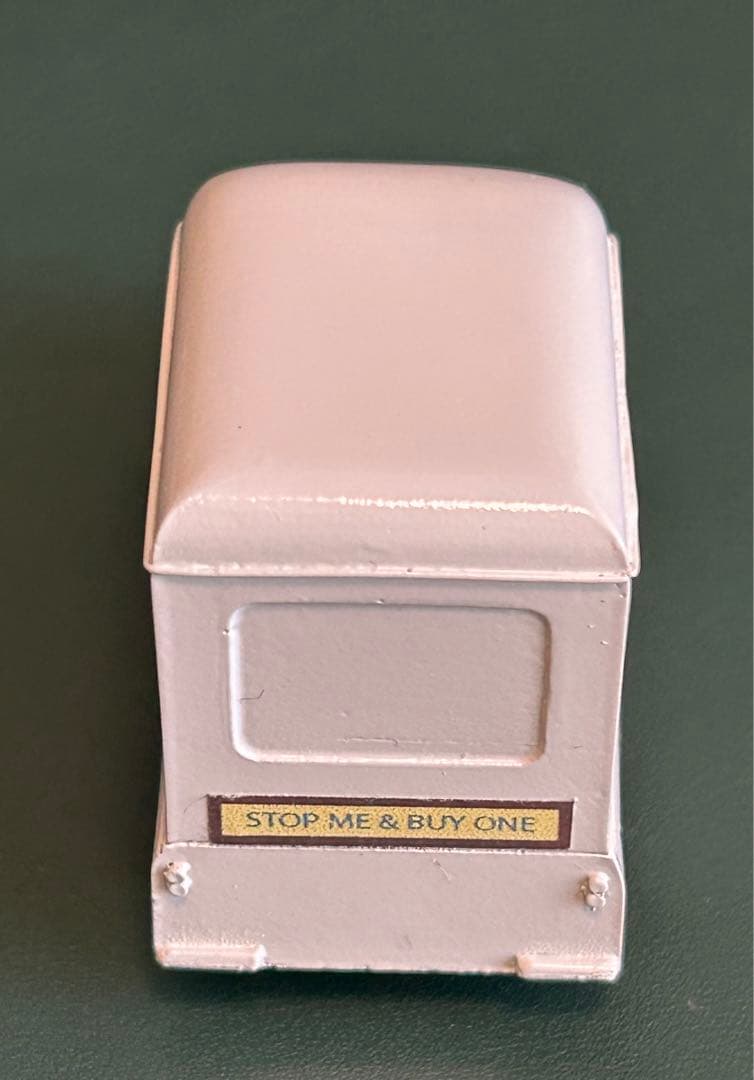 トミカ ミニクーパー アイスクリームバン ホワイト