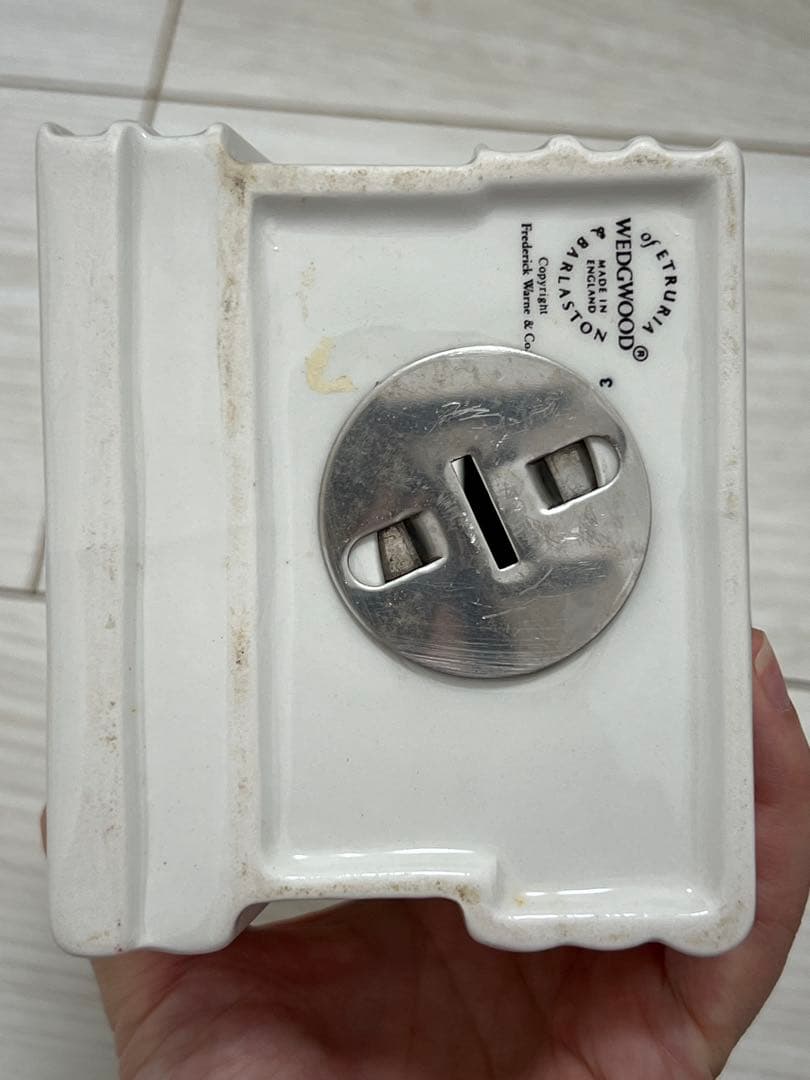 ウェッジウッド ピーターラビット ブック型　 貯金箱　ブックエンド