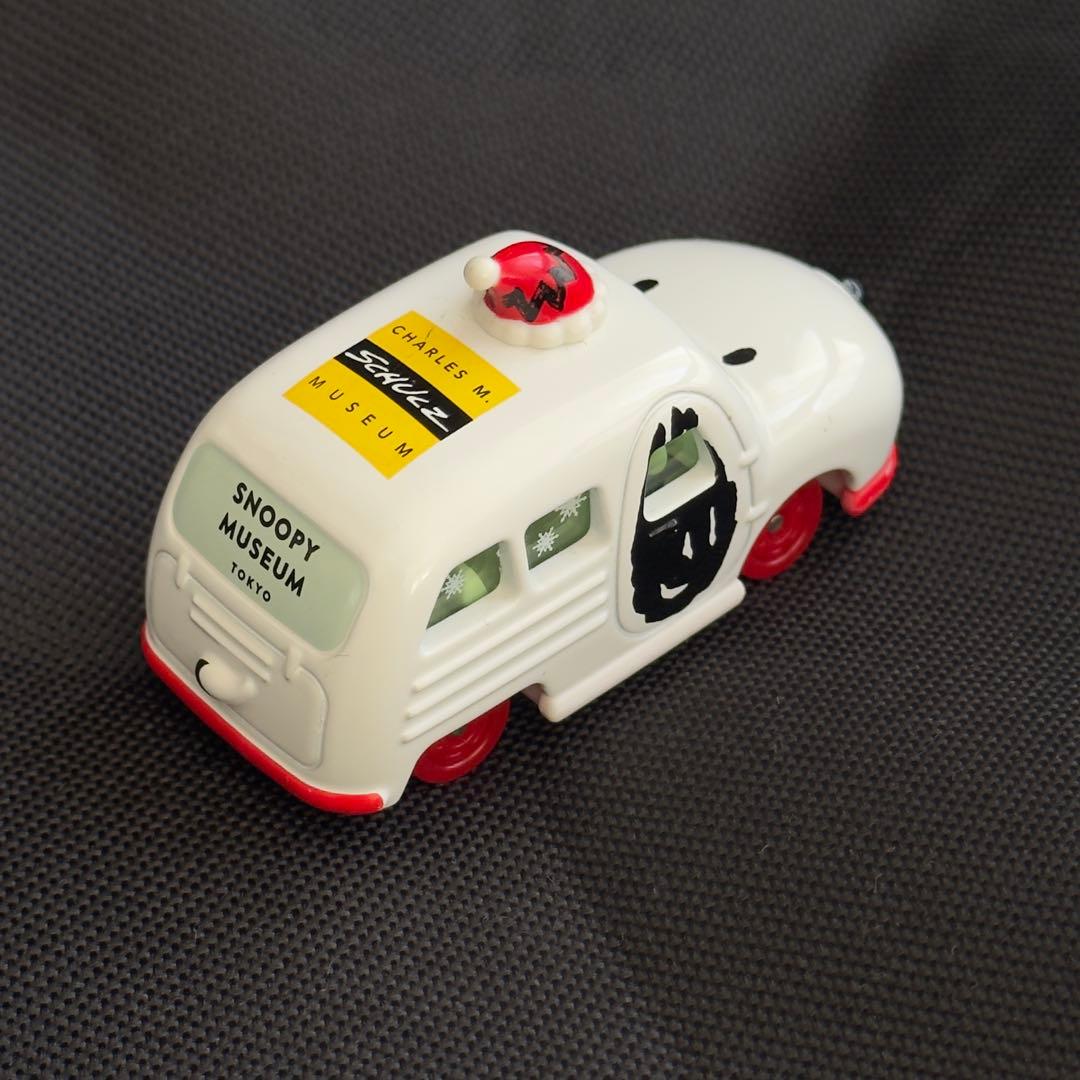 トミカ 限定品 スヌーピーミュージアム