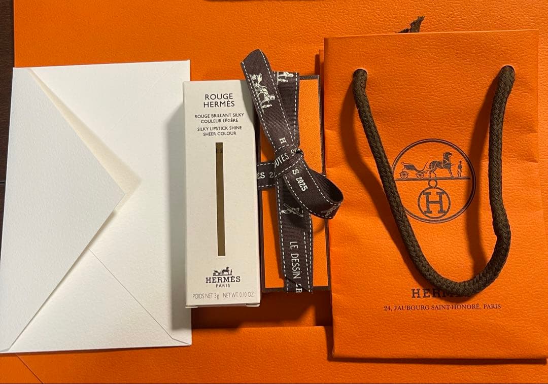 エルメス 口紅《シルキーリップスティックシャイン 04ベージュハロ》2025限定