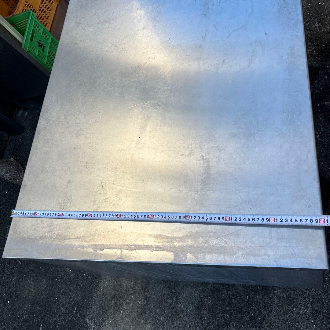 業務用ステンレス スライドドア収納キャビネット　両面扉