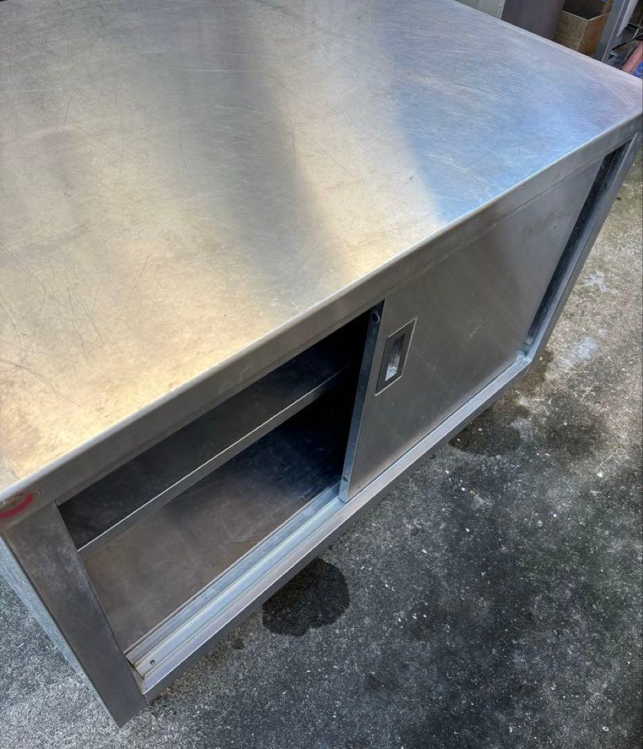 業務用ステンレス スライドドア収納キャビネット　両面扉