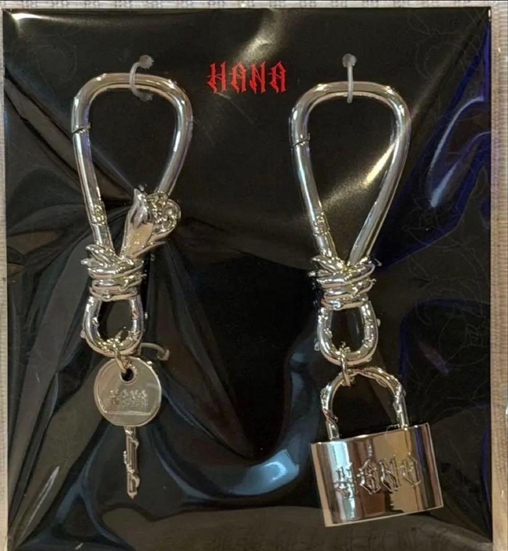 BMSG BAD LOVE バッド ラブ HANA ハナ カラビナセット - メルカリ