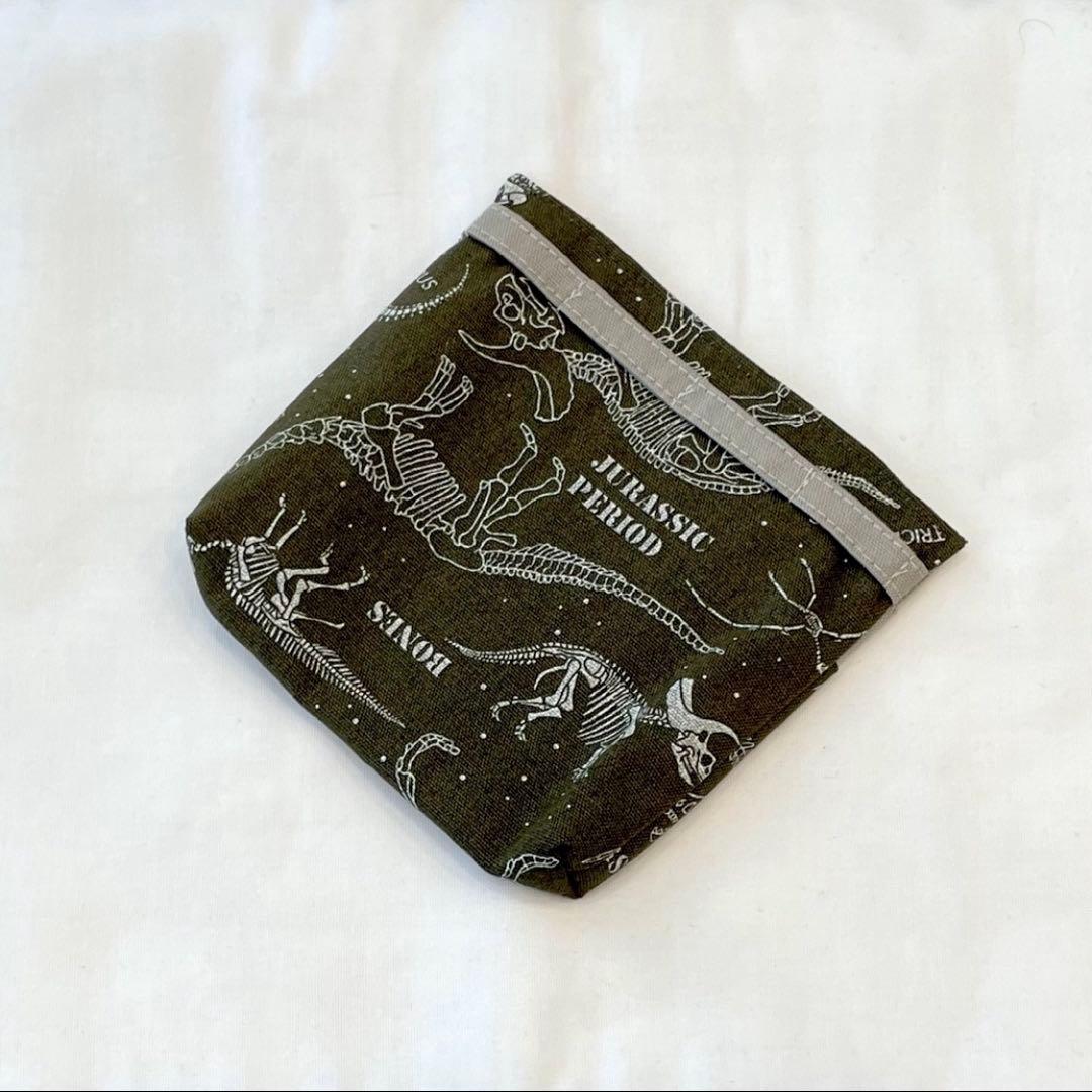恐竜柄☆カーキ☆移動ポケット☆フタなし☆クリップ付き☆ハンドメイド