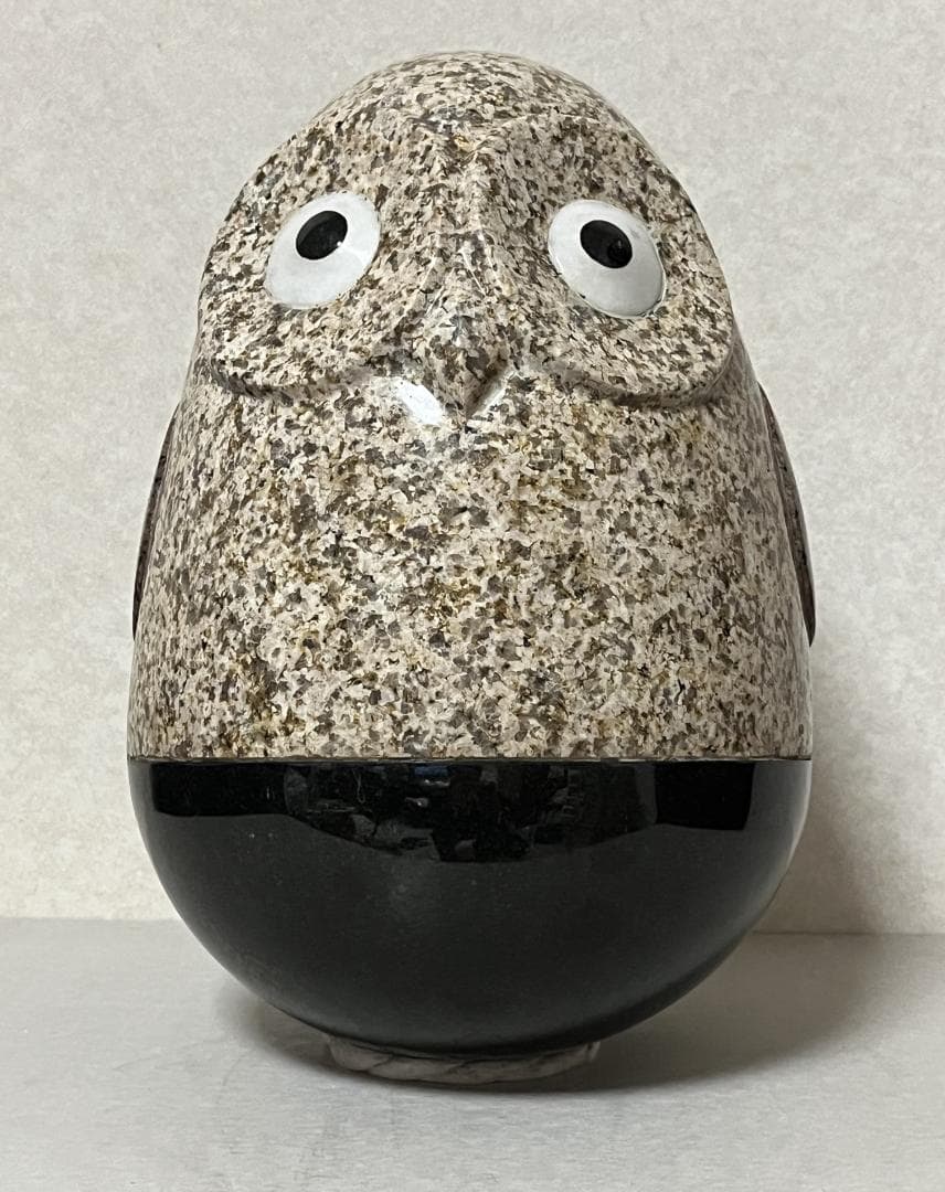 【新品】5石種 組石・黄色の卵型ふくろう 　高さ30cm