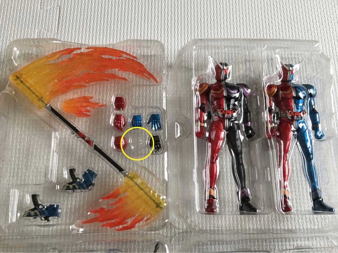 S.H.Figuarts 仮面ライダーW ＋魂ステージ　ガイヤメモリセット