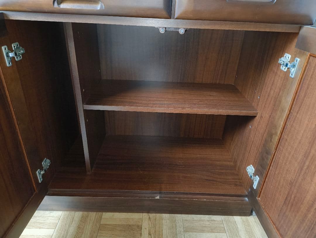 木製食器棚 ダークブラウン ガラス扉付き