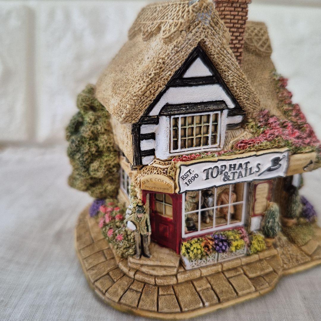 リリパットレーン　TOP HAT &　TAILS