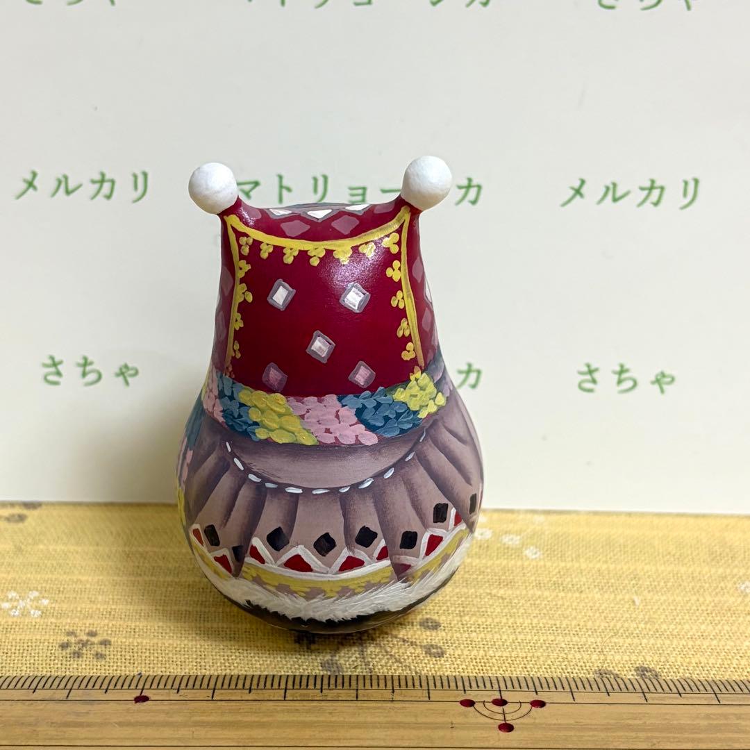 猫　マトリョーシカ　おきあがりこぼし　ロシア雑貨　手描き