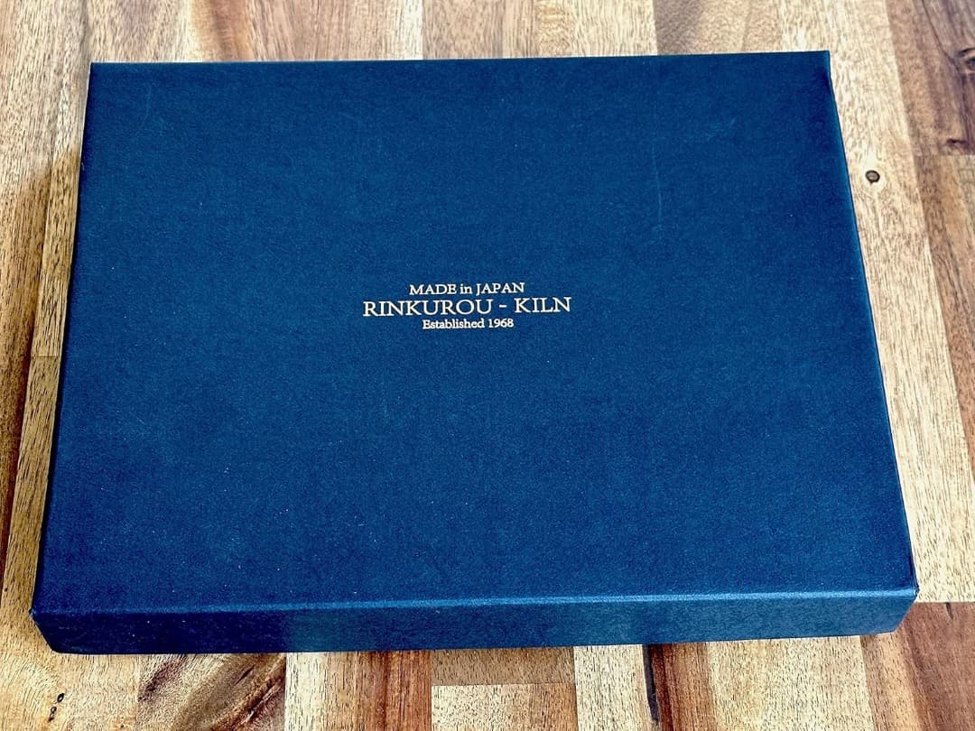 値下げ　新品　林九郎窯　菊割花地紋 ８号皿 盛皿 24.3cm 波佐見焼 ①