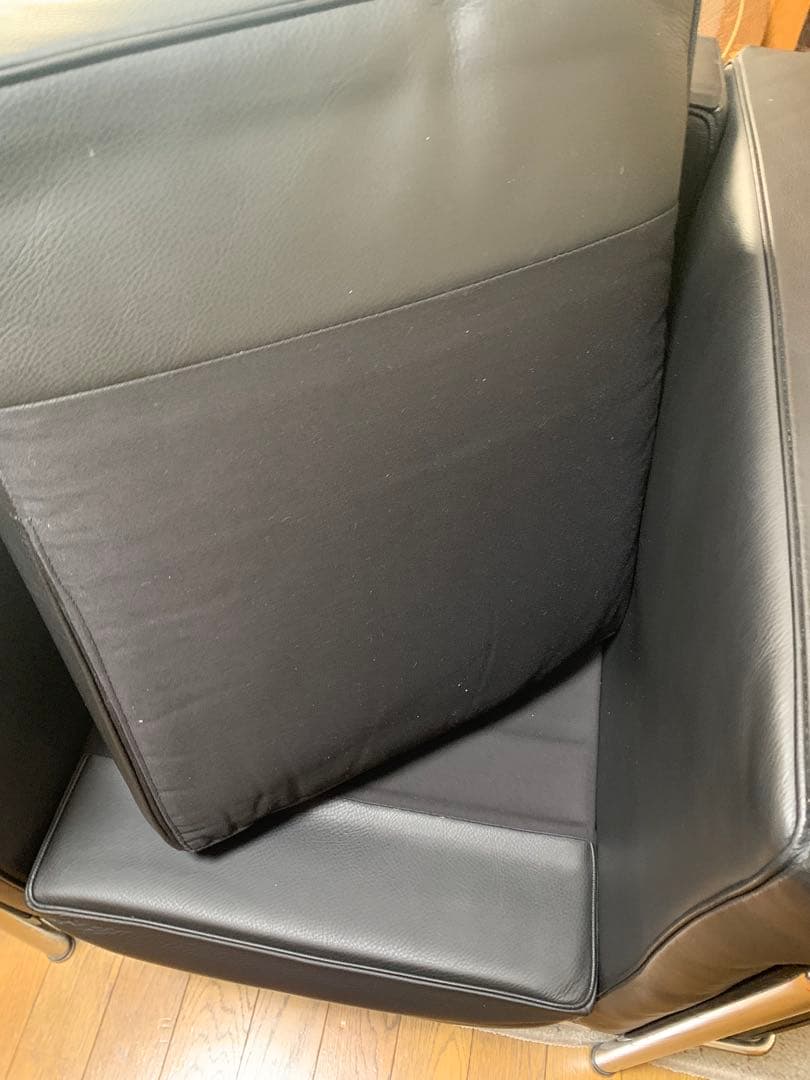 【極美品】コルビジェ LC2 シングルソファ