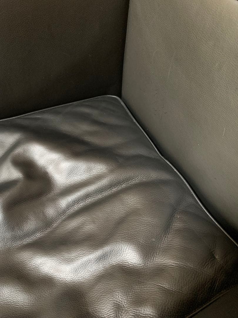 【極美品】コルビジェ LC2 シングルソファ