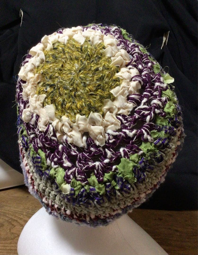 手作りニット帽　ドレッド　ビーニー　ベレー帽　シルクリボン　ブレード