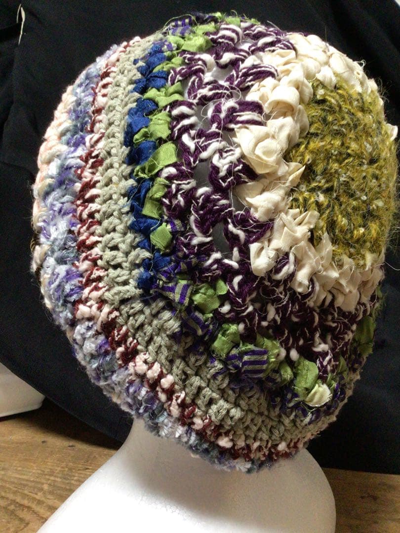 手作りニット帽　ドレッド　ビーニー　ベレー帽　シルクリボン　ブレード