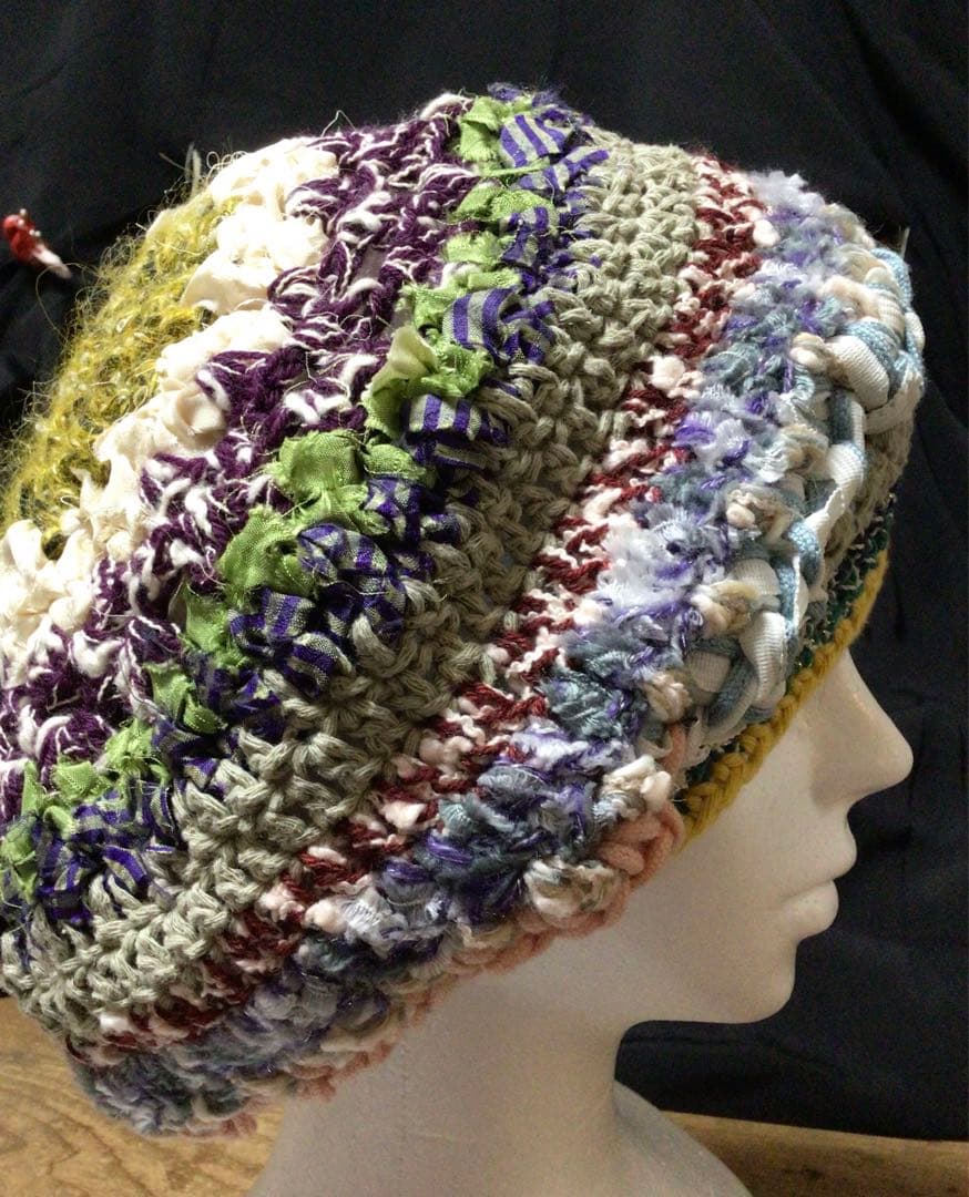 手作りニット帽　ドレッド　ビーニー　ベレー帽　シルクリボン　ブレード