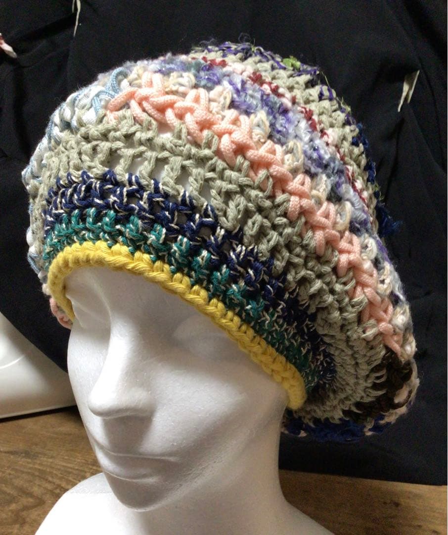 手作りニット帽　ドレッド　ビーニー　ベレー帽　シルクリボン　ブレード