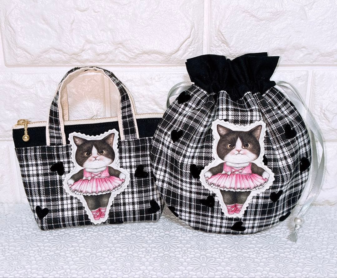 トート風ミニポーチ＆まぁるい巾着♡コヤンイサムチョン - メルカリ