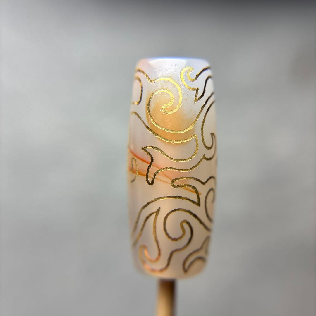 あずきちゃん玉髄　金線如意蓮花天珠　朱砂入り　11-88