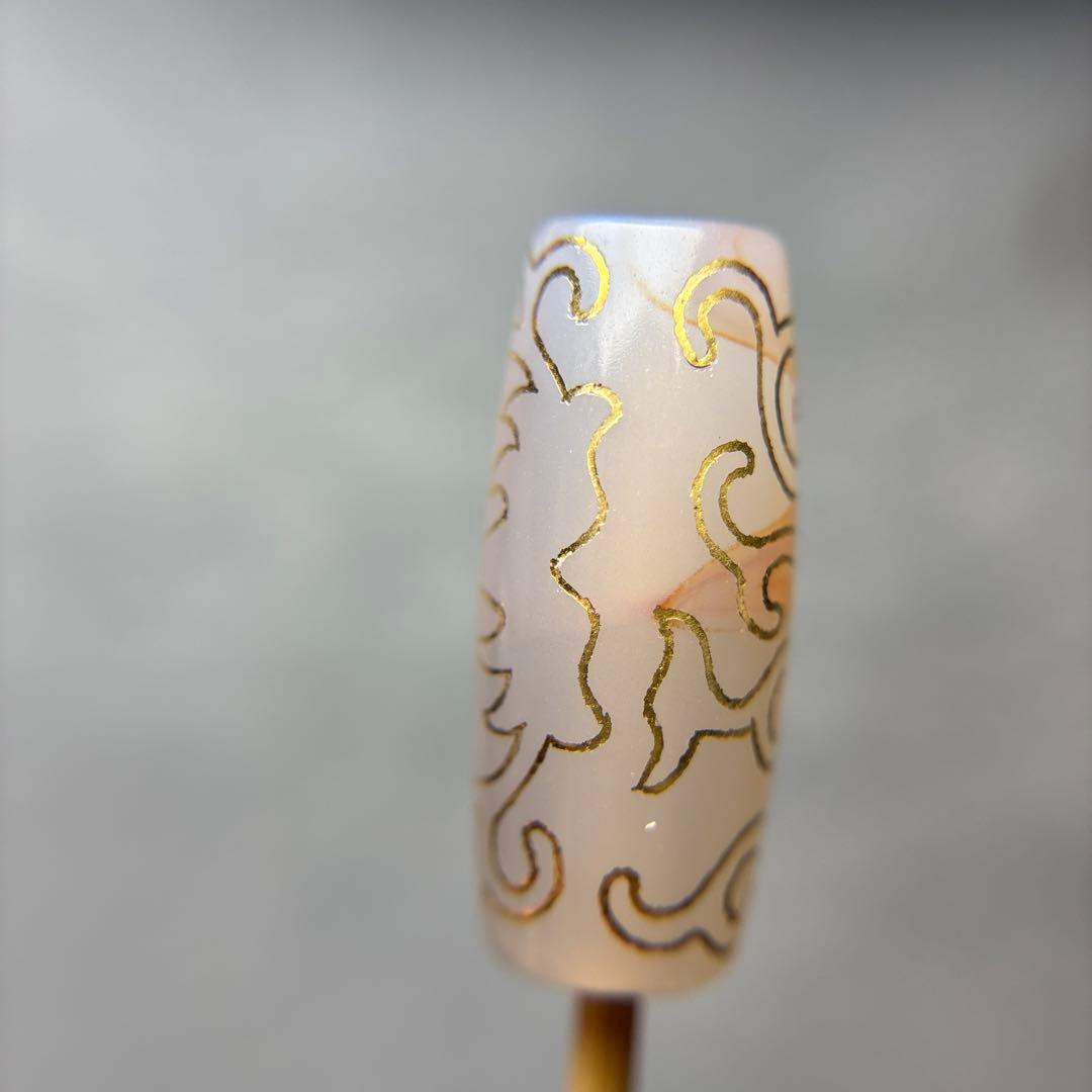 あずきちゃん玉髄　金線如意蓮花天珠　朱砂入り　11-88