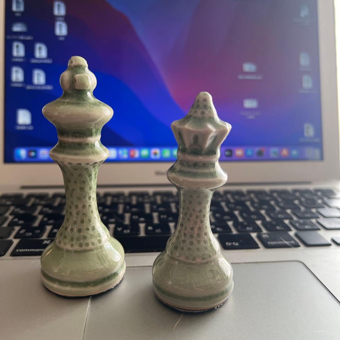 新品未使用】タイセラドン焼チェス駒セット - メルカリ