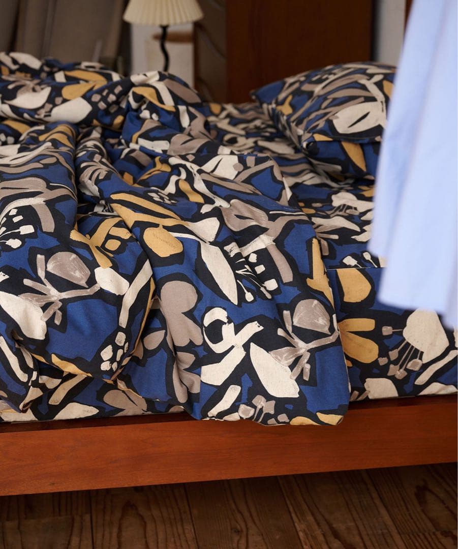 ごま　JOURNALSTANDARD FURNITURE Flower